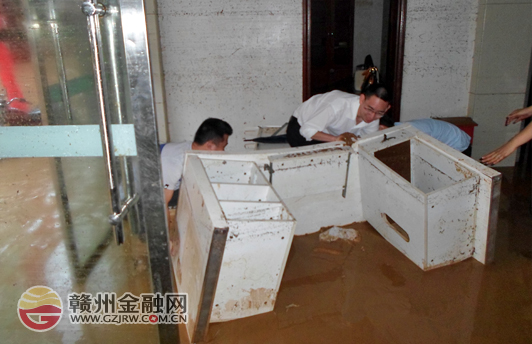 郵儲(chǔ)銀行石城支行齊心做好抗洪善后工作