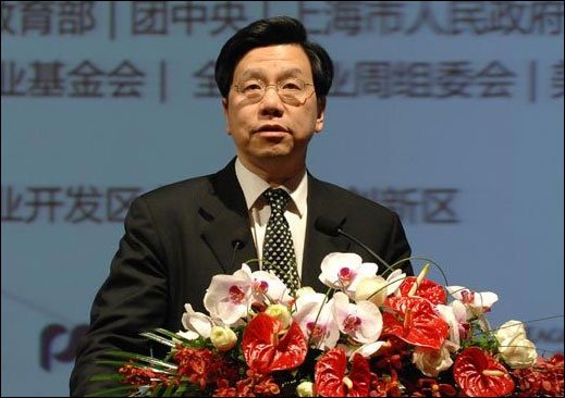 李開(kāi)復(fù)建言創(chuàng)業(yè)者：VC價(jià)值不在于錢(qián)而在人脈