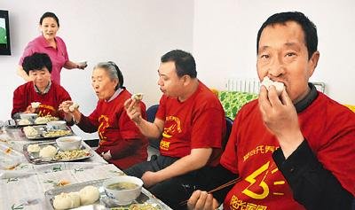 中國老年人口過億 農(nóng)村社會保障制度嚴(yán)重滯后