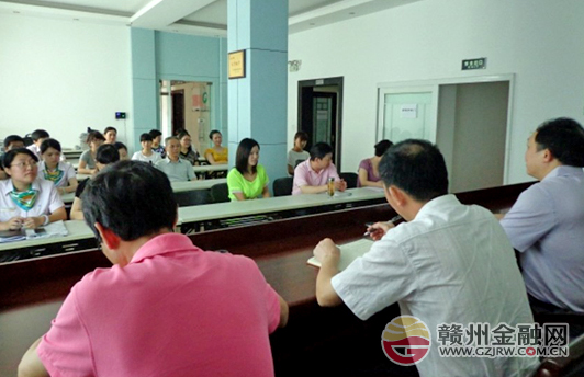 市國壽財險開展主題教育活動強(qiáng)化系統(tǒng)作風(fēng)建設(shè)