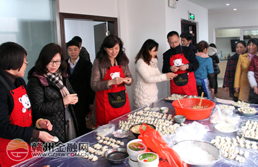 南康贛商村鎮(zhèn)銀行舉行婦女節(jié)廚藝達(dá)人PK賽