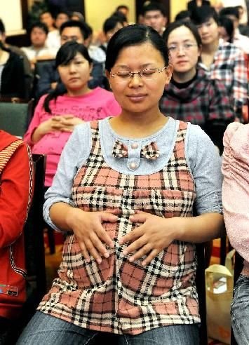 獨生子女生育之惑：又貴又累二胎到底生不生