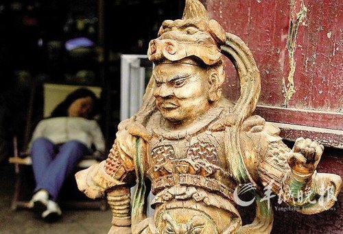 收藏市場(chǎng)的大亂局：古玩市場(chǎng)99%都是違法交易 