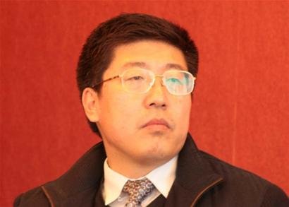 北師大教授警告學(xué)生:40歲沒(méi)4000萬(wàn)別來(lái)見(jiàn)我(圖)