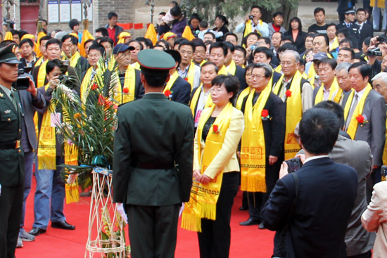 倉頡大典海內(nèi)外華人盛譽“中華漢字節(jié)”