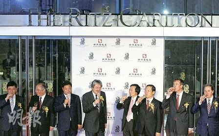 香港最高酒店開幕 以全海景客房及餐廳為賣點