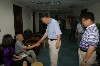 李傳柱：從復(fù)轉(zhuǎn)軍人到天眾人之“父”的傳奇人生
