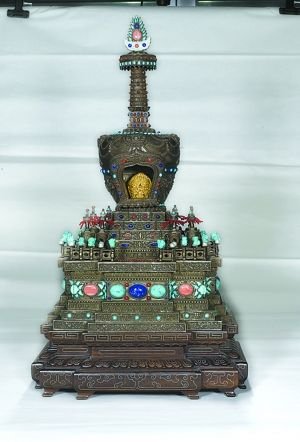 首屆北京非遺拍賣會拍出作品66件 成交500余萬