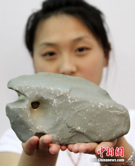 河邊撿奇石賣了220萬