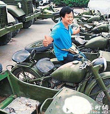 山西民間收藏達人十年“收養(yǎng)”近百臺的老車