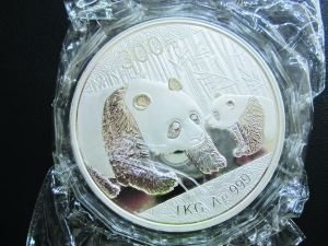 大量假金銀幣藏身網(wǎng)購郵購 看細(xì)節(jié)可辨真假