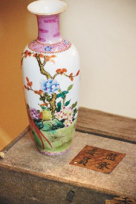 “故宮藏品”變贗品美華裔買古董被騙逾萬(wàn)元（圖）