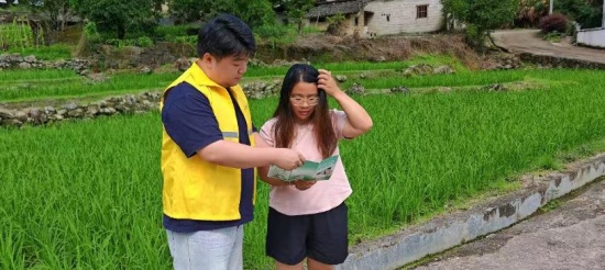 中國人壽財險崇義支公司：田間地頭送 “雙保” 農(nóng)險防非暖民心