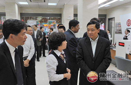 鼓勵百佳創(chuàng)建 中行董事長肖鋼視察贛州分行營業(yè)部