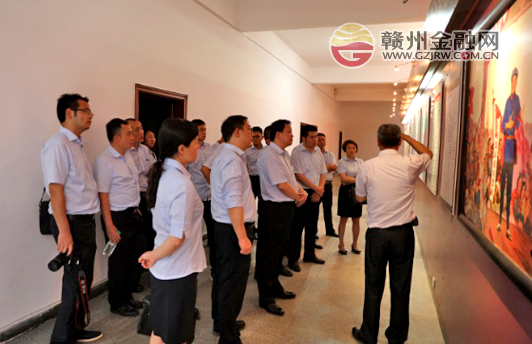 市浦發(fā)銀行開(kāi)展革命主義教育 實(shí)踐“兩學(xué)一做”活動(dòng)